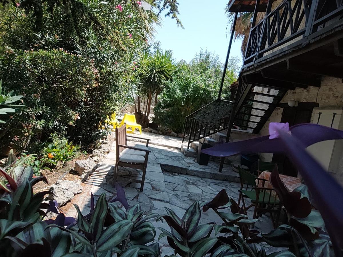 Liakoto Casa de hóspedes Panayia Exterior foto