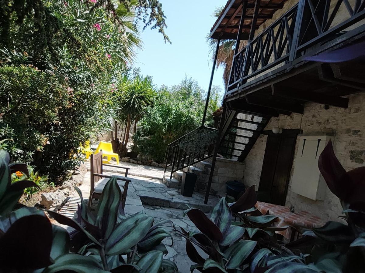 Liakoto Casa de hóspedes Panayia Exterior foto