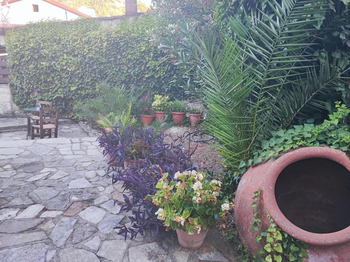 Liakoto Casa de hóspedes Panayia Exterior foto